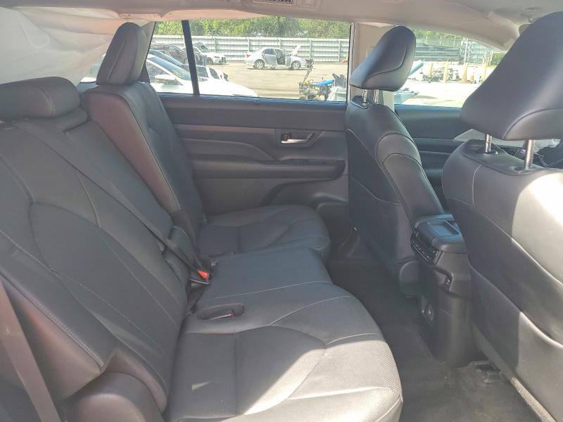 5TDAAAB58RS013007