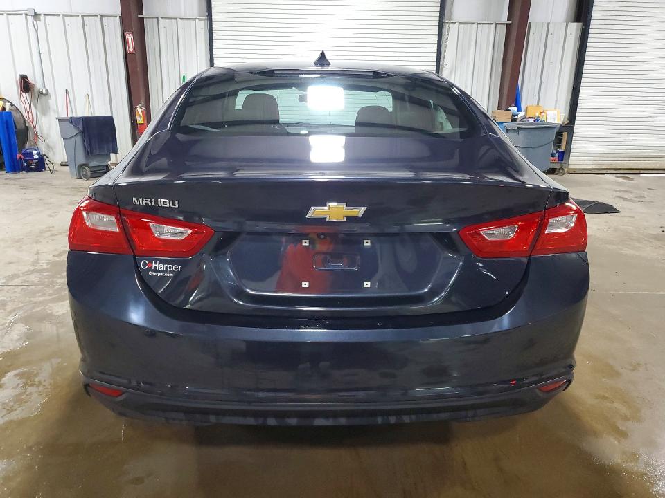 1G1ZB5ST8PF116911