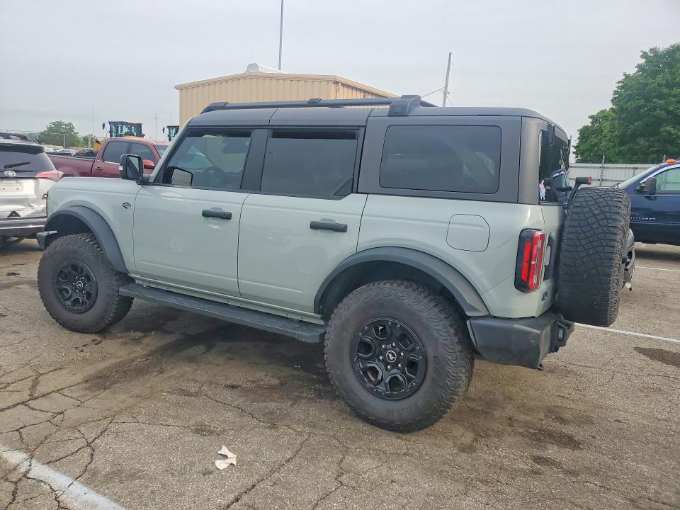 1FMEE5DP9NLB30811