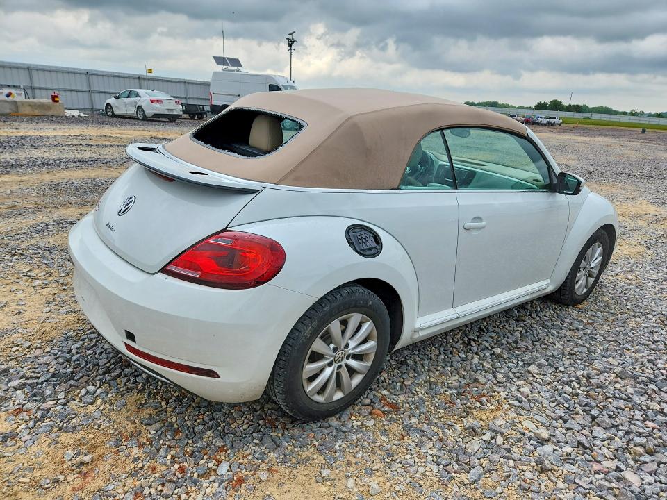 3VW5DAAT4KM506887