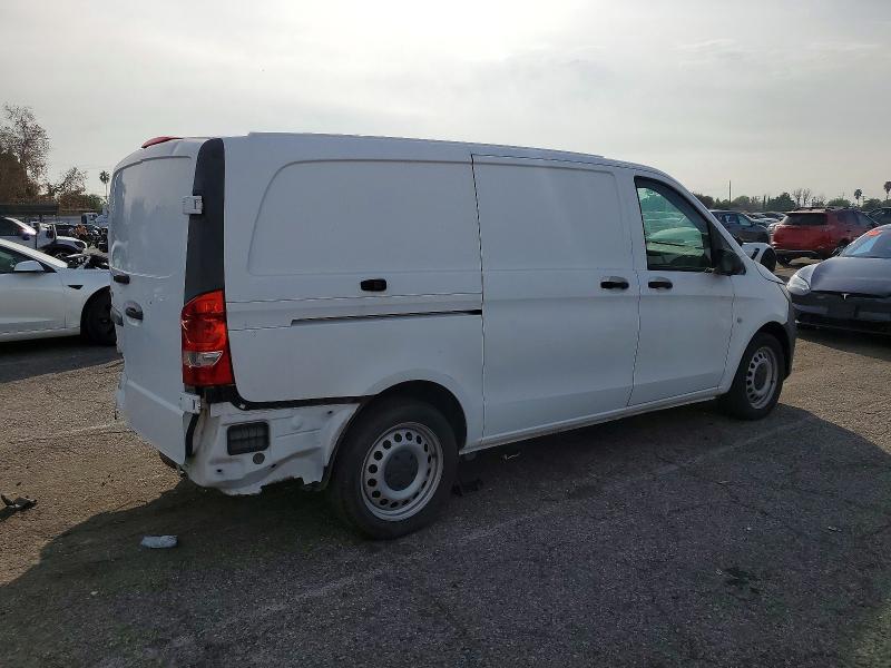 WD3PG2EA8G3083560