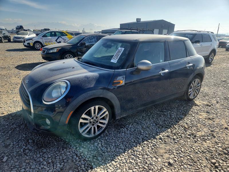 2017 MINI COOPER — VIN WMWXU1C37H2D58081