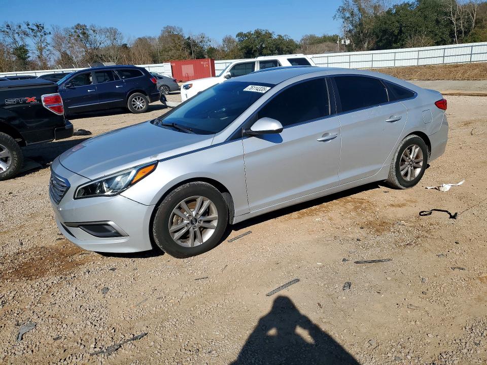 2017 HYUNDAI SONATA — VIN 5NPE24AF4HH544610