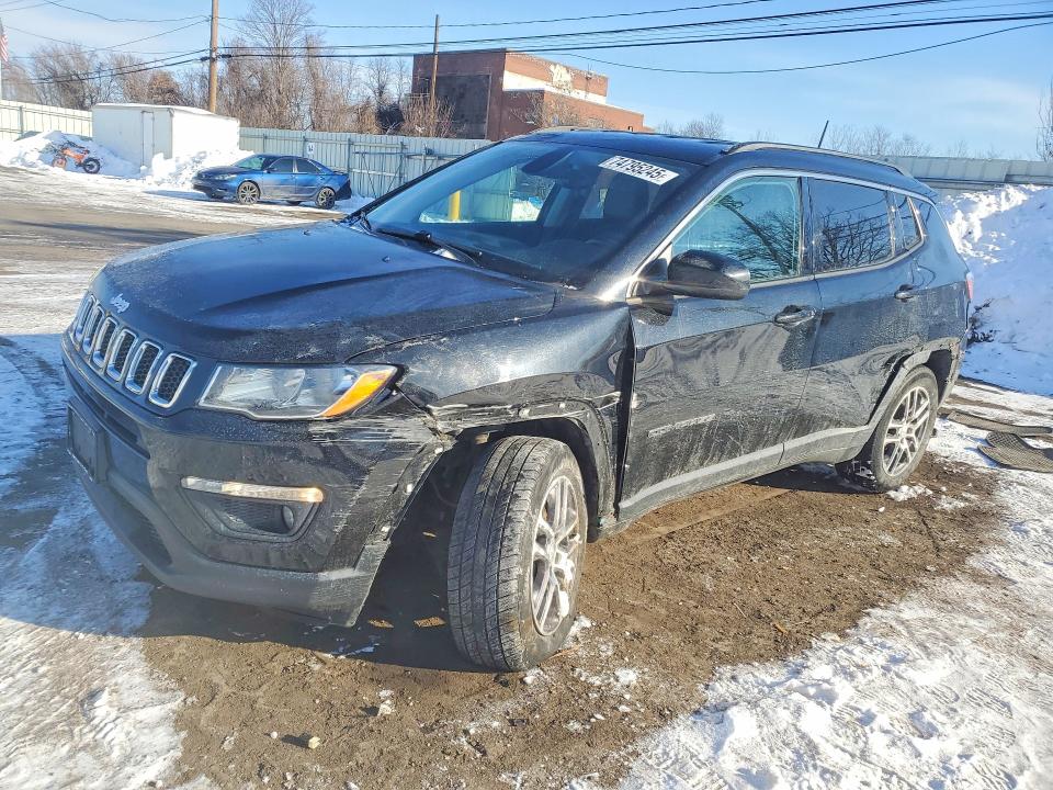 2018 JEEP COMPASS — VIN 3C4NJDBB0JT175944