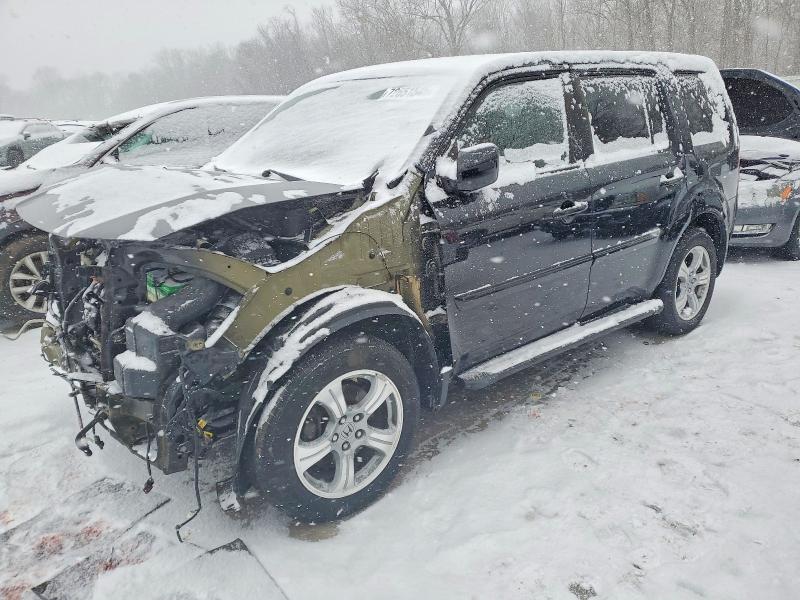2015 HONDA PILOT SE — VIN 5FNYF4H37FB061847