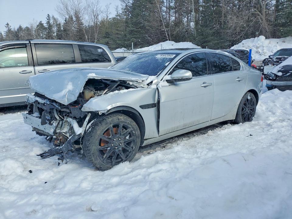 2018 JAGUAR XE — VIN SAJAK4FX6JCP23203