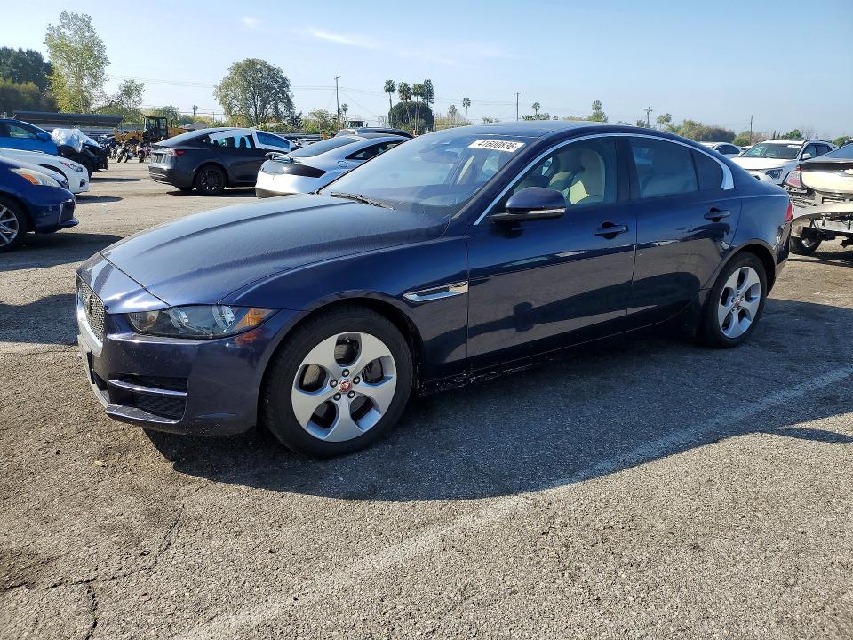 2017 JAGUAR XE — VIN SAJAR4BG7HA974304