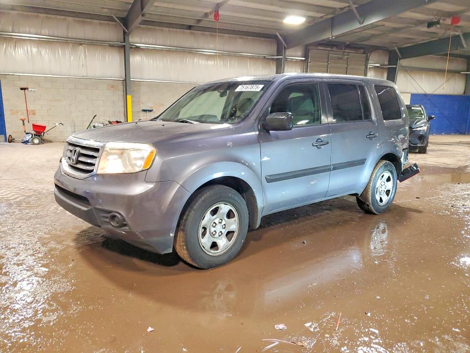 2015 HONDA PILOT LX — VIN 5FNYF4H24FB077222