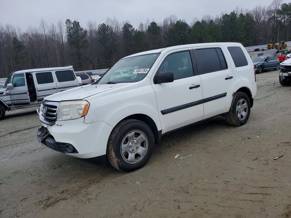 2015 HONDA PILOT LX — VIN 5FNYF3H25FB015158