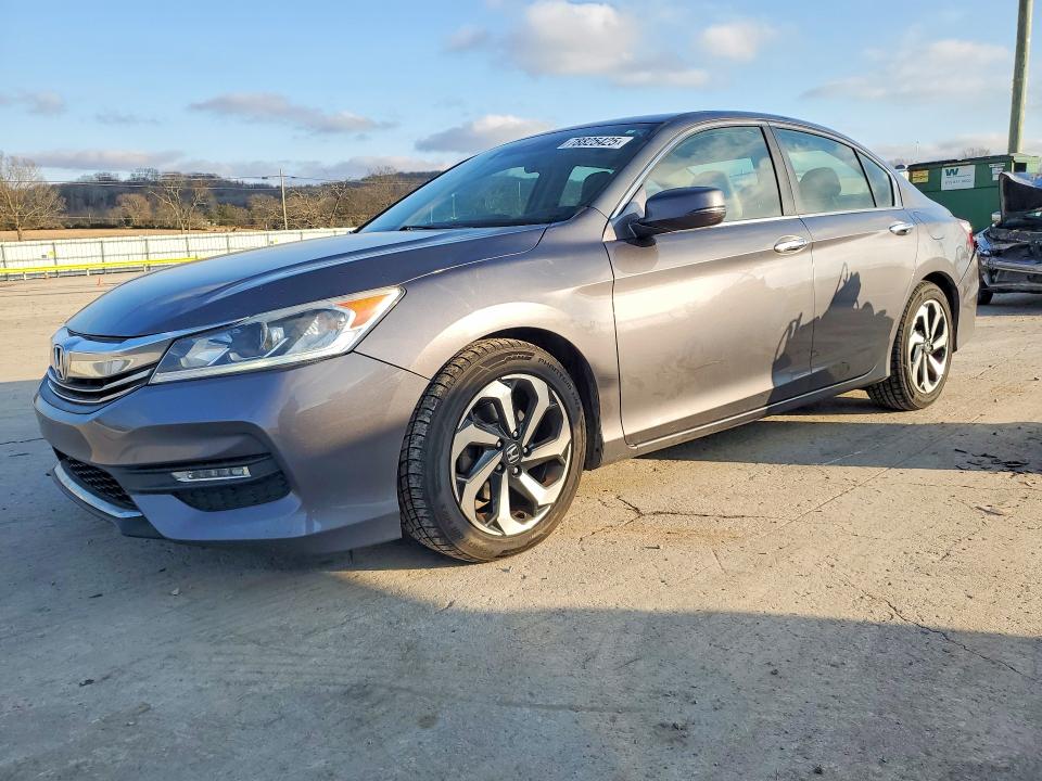 2017 HONDA ACCORD — VIN 1HGCR2F09HA009017