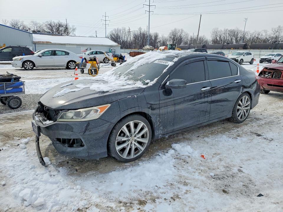 2016 HONDA ACCORD — VIN 1HGCR3F01GA001529
