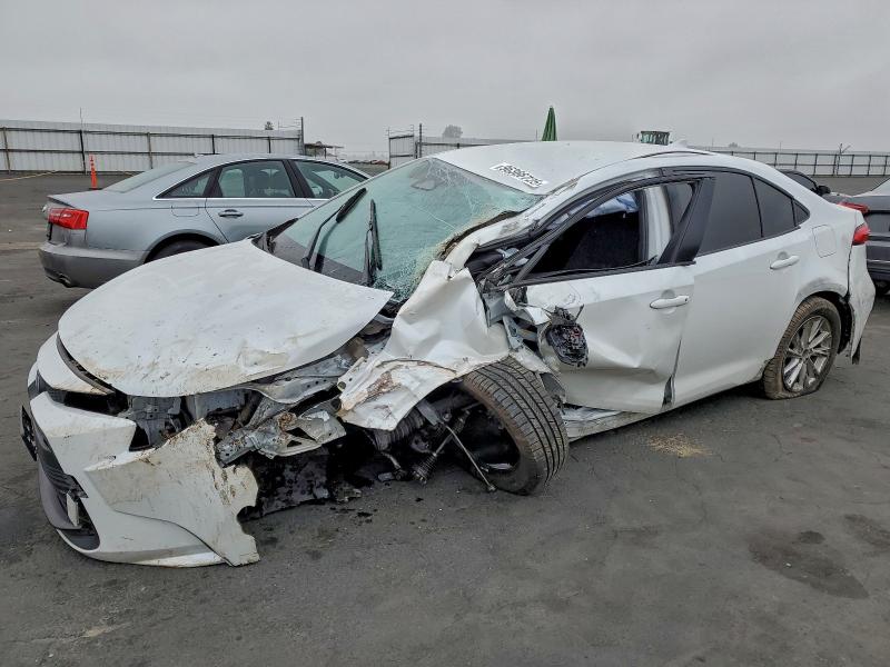 2024 TOYOTA COROLLA LE — VIN JTDBCMFE2R3045110