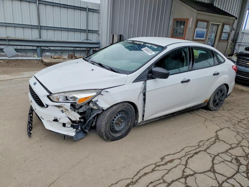 2015 FORD FOCUS S — VIN 1FADP3E22FL374115