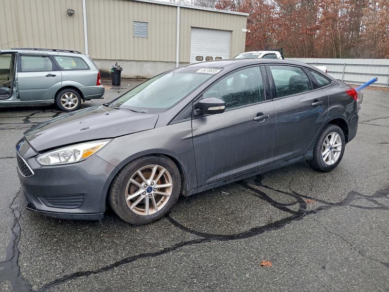 2015 FORD FOCUS SE — VIN 1FADP3F26FL295481