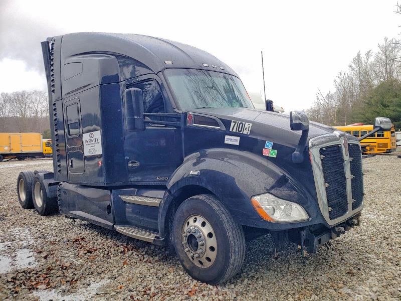 2021 KENWORTH CONSTRUCTI — VIN 1XKYD49X7MJ471405