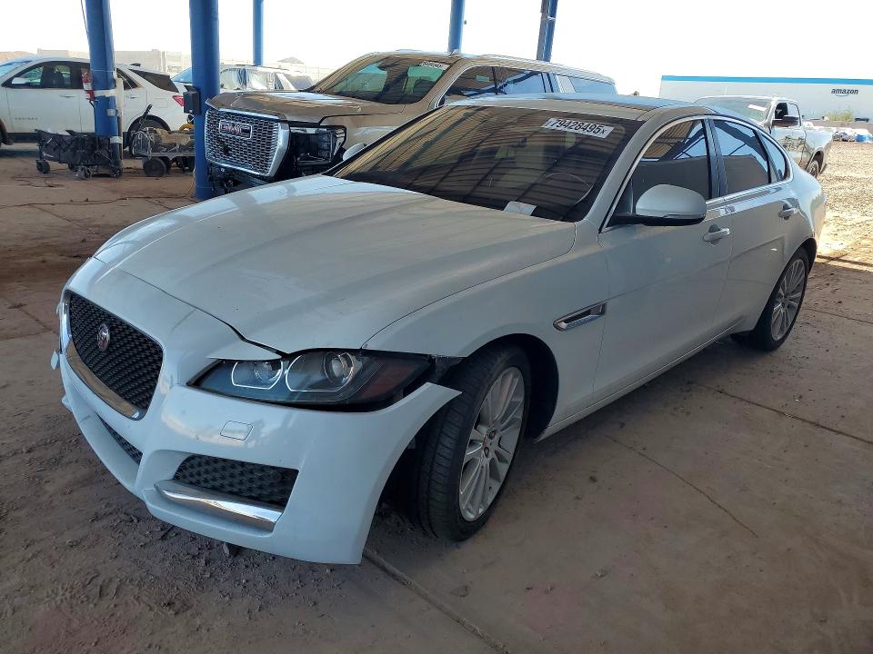 2017 JAGUAR XF — VIN SAJBE4BN3HCY47942