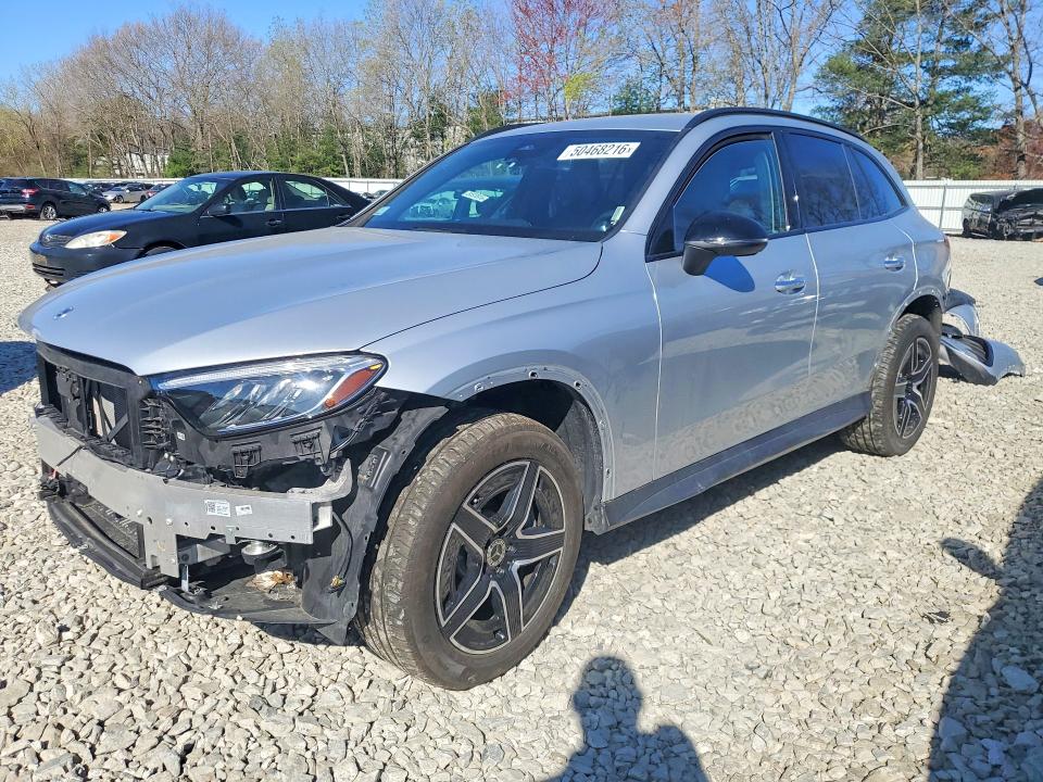 W1NKM4HB7SF243727