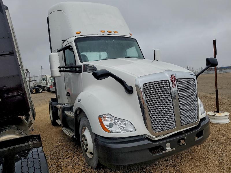 2018 KENWORTH CONSTRUCTI — VIN 1XKYA48X3JJ204347