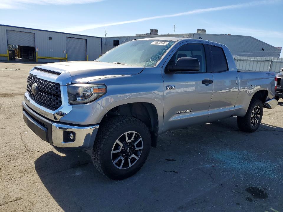2018 TOYOTA TUNDRA — VIN 5TFUY5F19JX744633