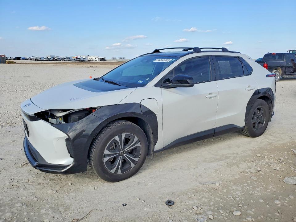 2024 TOYOTA BZ4X — VIN JTMAAAAAXRA034288