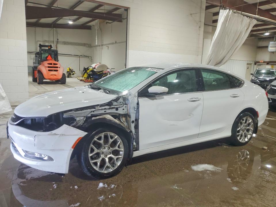 2015 CHRYSLER 200 — VIN 1C3CCCEG3FN567251