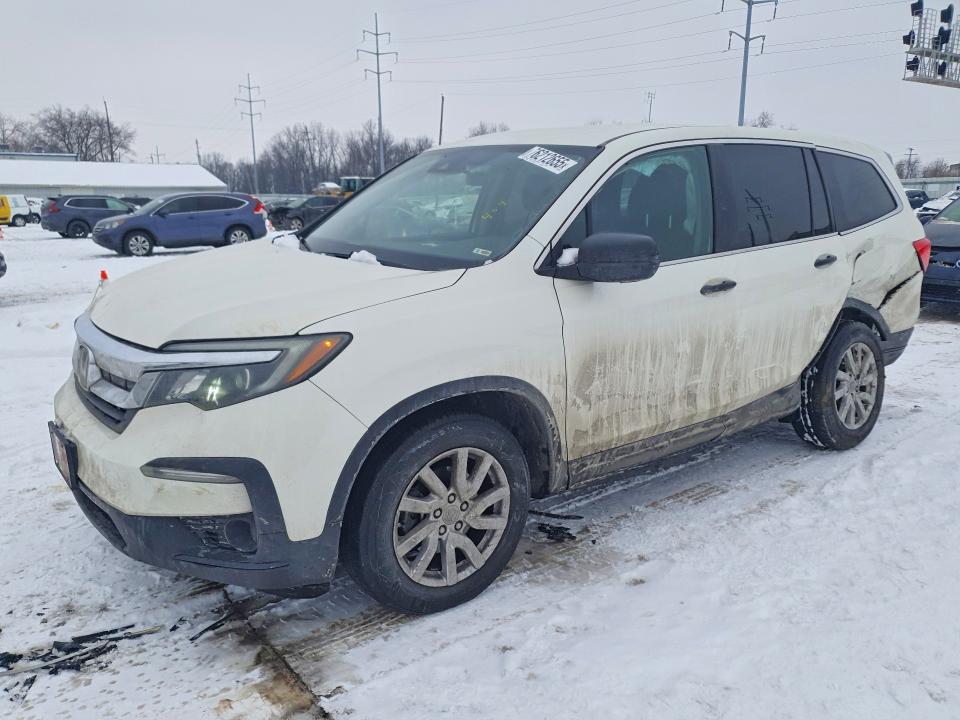 2019 HONDA PILOT LX — VIN 5FNYF6H19KB034590