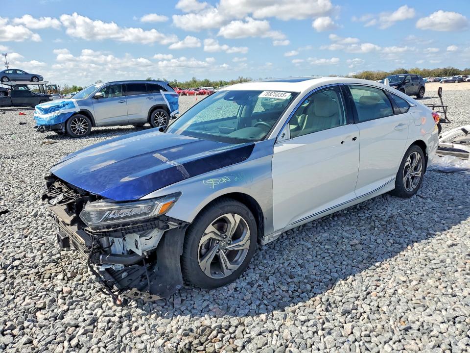 2018 HONDA ACCORD — VIN 1HGCV1F56JA004395