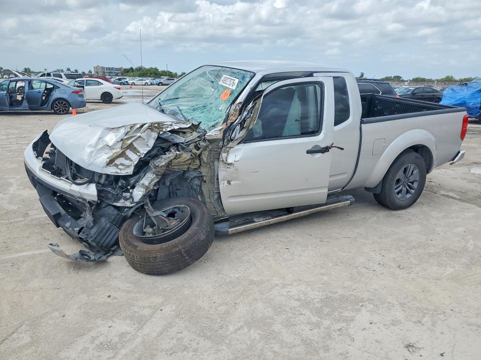 2015 NISSAN FRONTIER — VIN 1N6BD0CTXFN750159