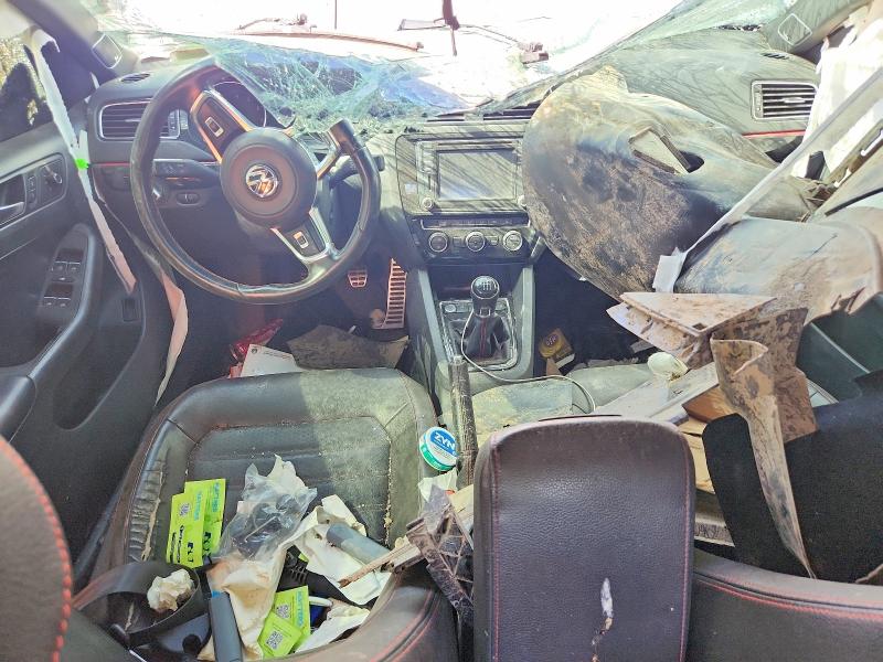 3VW5T7AJ2GM219690