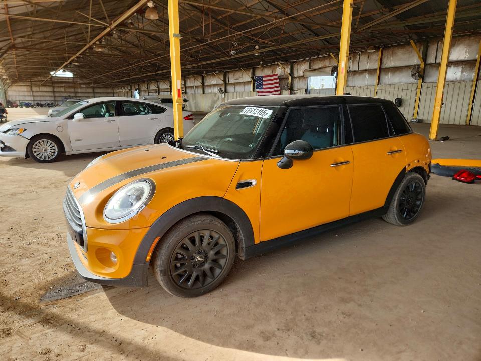 2018 MINI COOPER — VIN WMWXU1C59J2F79110