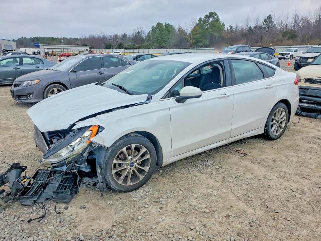 2019 FORD FUSION — VIN 3FA6P0H74KR104703