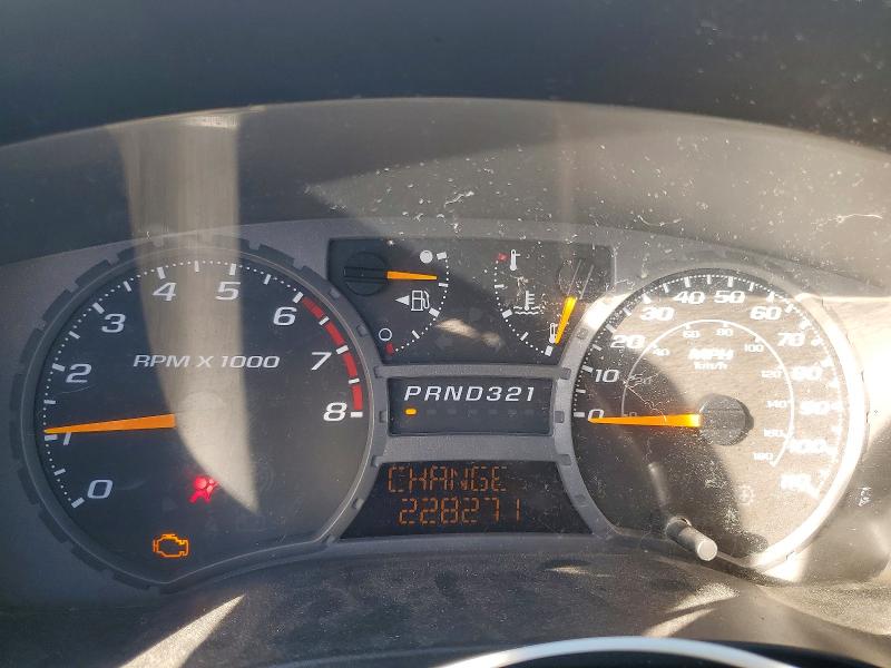 1GTDS136468201802