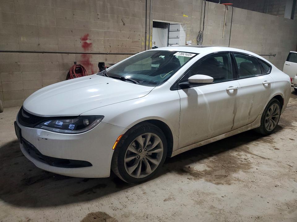 2015 CHRYSLER 200 — VIN 1C3CCCDG2FN731980