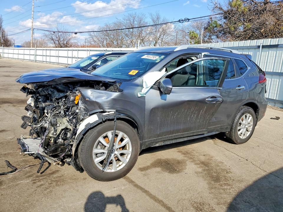 2018 NISSAN ROGUE — VIN 5N1AT2MV1JC755134