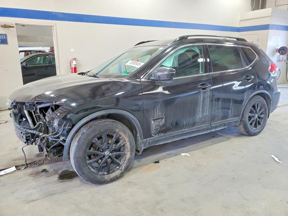 2017 NISSAN ROGUE — VIN 5N1AT2MV8HC764746