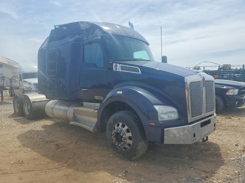 2016 KENWORTH CONSTRUCTION — VIN 1XKZD49X7GJ131079