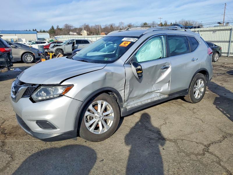 2015 NISSAN ROGUE S — VIN KNMAT2MV8FP545358