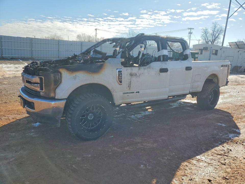 2019 FORD F350 — VIN 1FT8W3BT6KED75777
