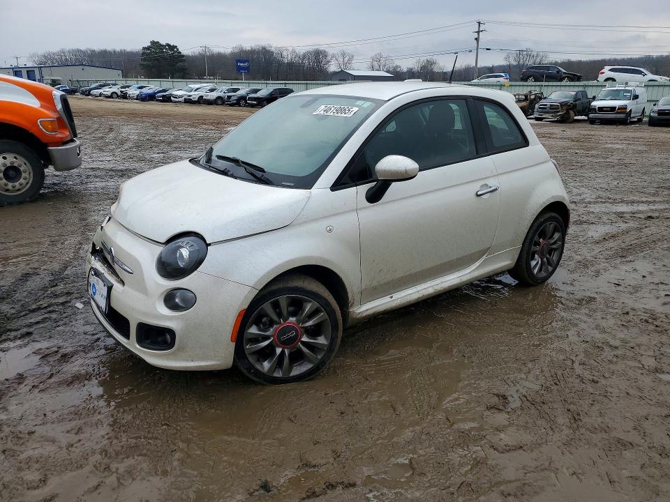 2017 FIAT 500 — VIN 3C3CFFKR7HT580182