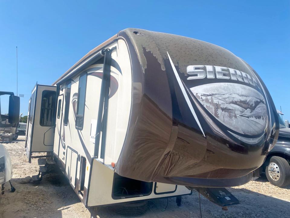 4X4FSEP27FJ041182