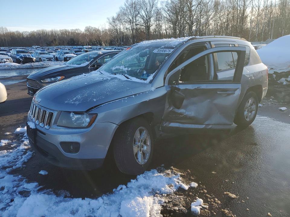 2016 JEEP COMPASS — VIN 1C4NJCBA4GD601537