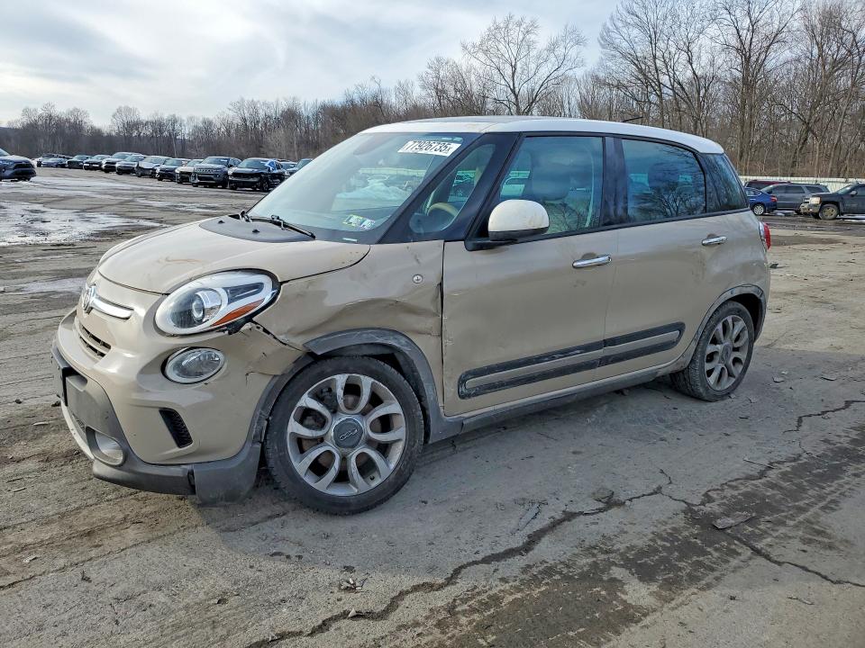 2015 FIAT 500L — VIN ZFBCFADH5FZ035688