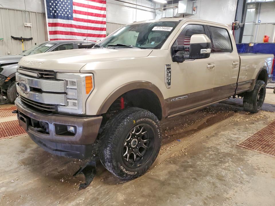 2017 FORD F350 — VIN 1FT8W3BT8HEF14901