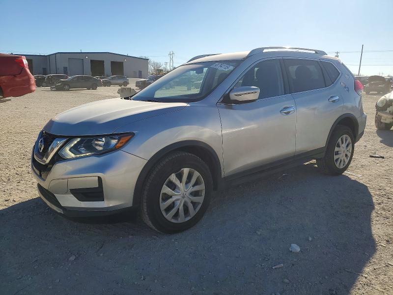 2017 NISSAN ROGUE S — VIN KNMAT2MV8HP513688