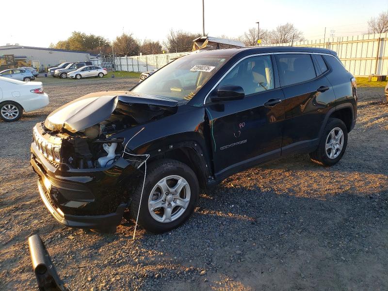 2022 JEEP COMPASS — VIN 3C4NJDAB0NT215639
