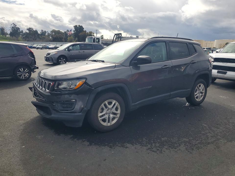 2018 JEEP COMPASS — VIN 3C4NJCABXJT471341