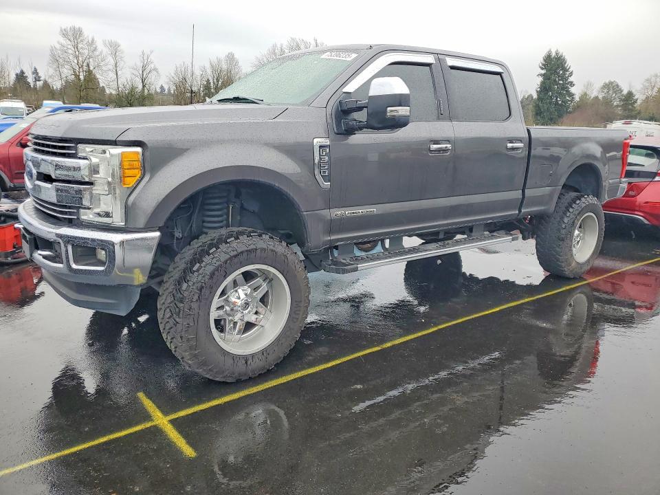 2017 FORD F350 — VIN 1FT8W3BT6HEB60537