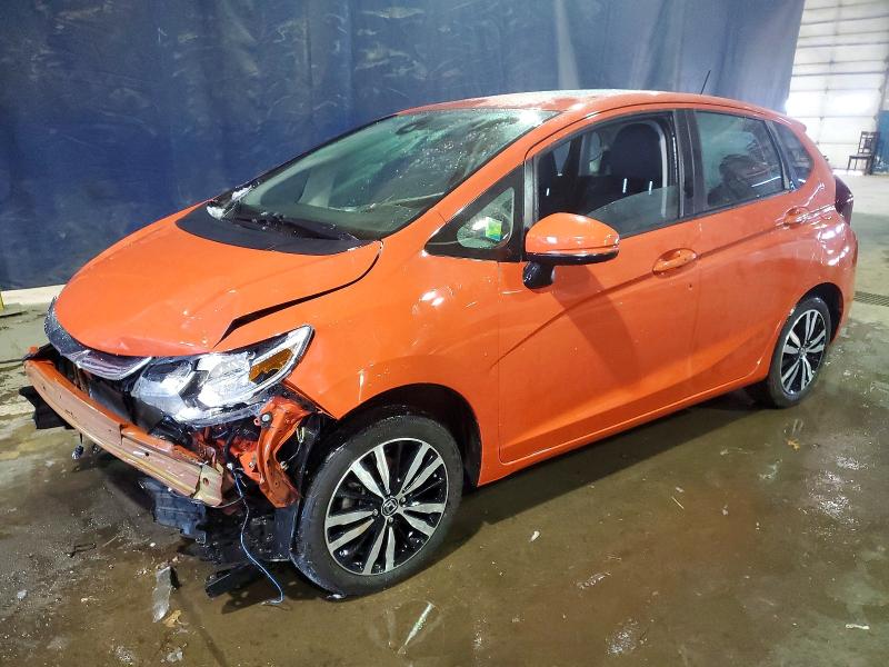 2018 HONDA FIT EX — VIN 3HGGK5H87JM728723