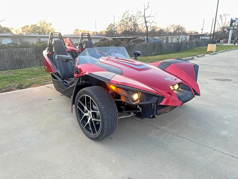 2018 POLARIS SLINGSHOT — VIN 57XAAPFA6J8128277