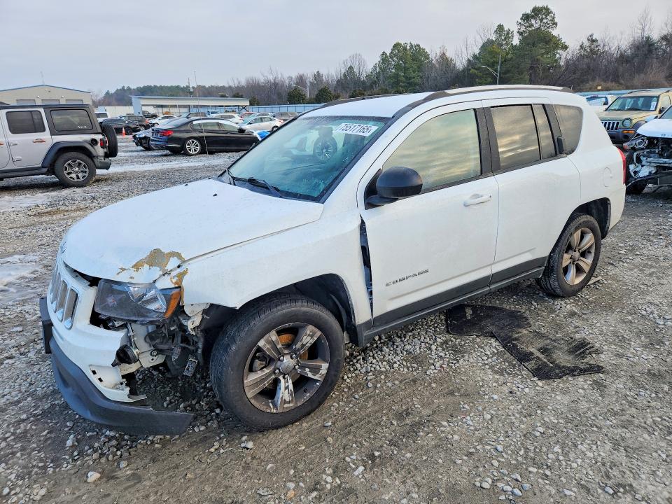 2015 JEEP COMPASS — VIN 1C4NJDBB4FD437462